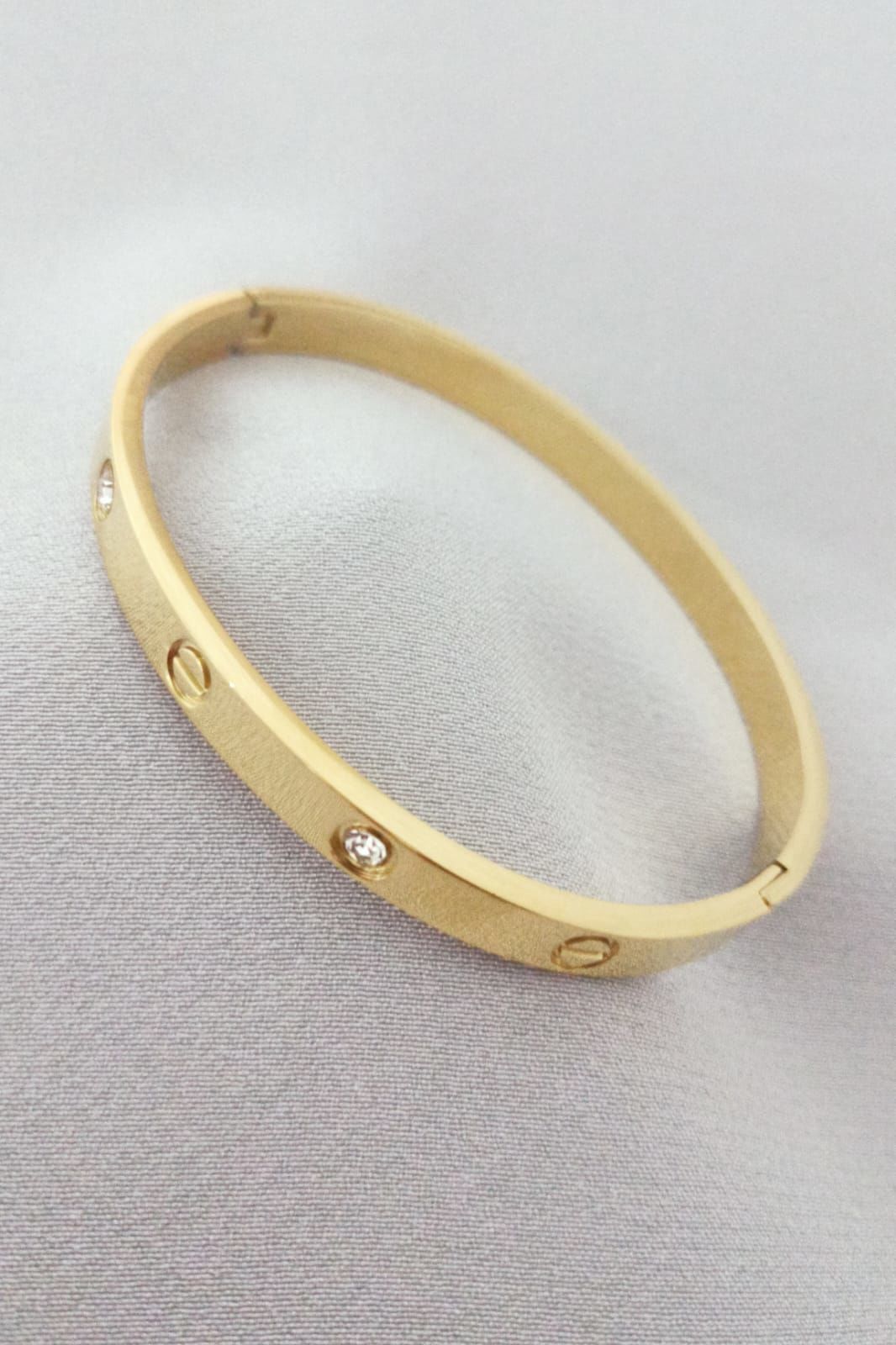 Çelik cartier bileklik taşlı