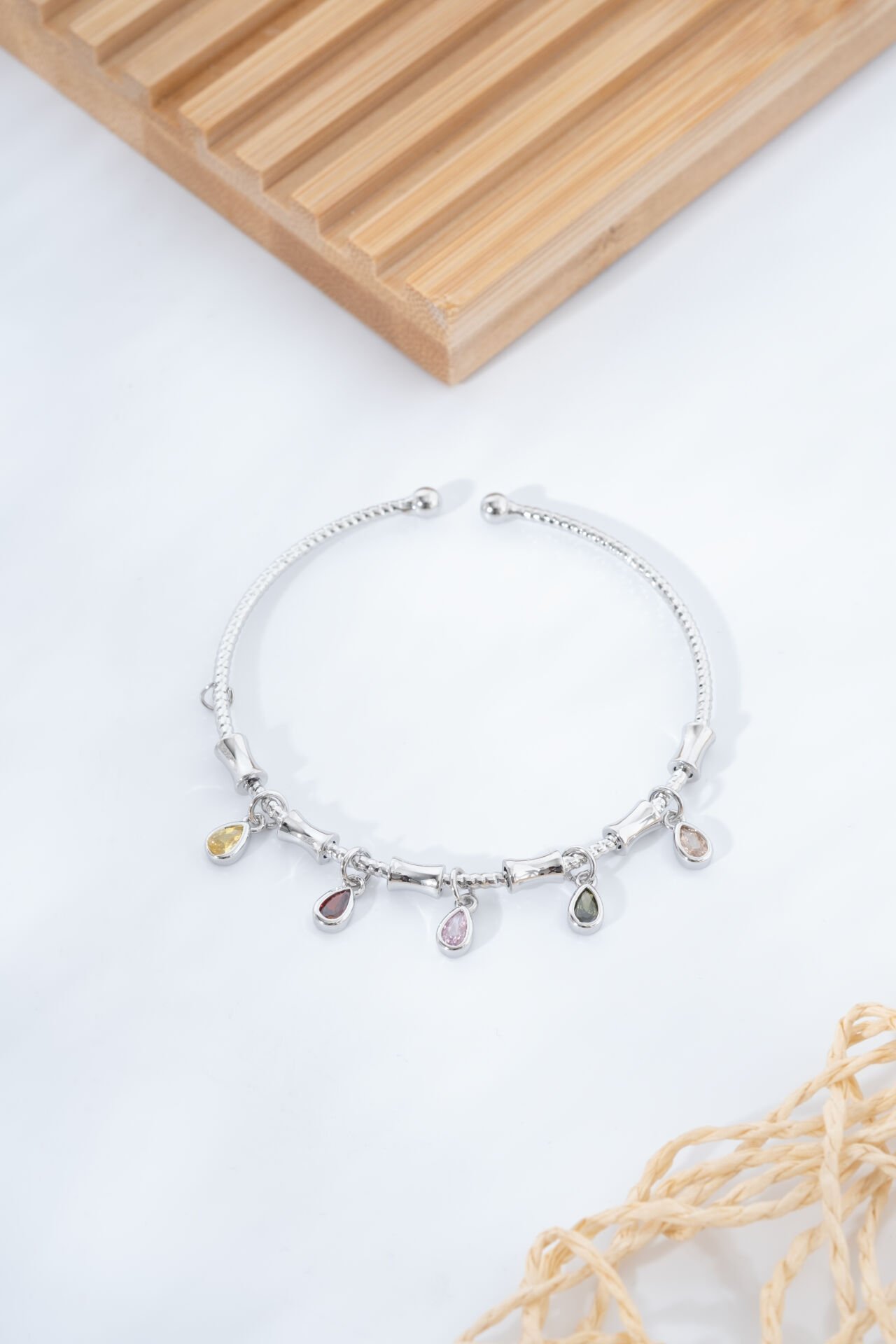 Silver Renkli Mini Damla Detaylı Bileklik