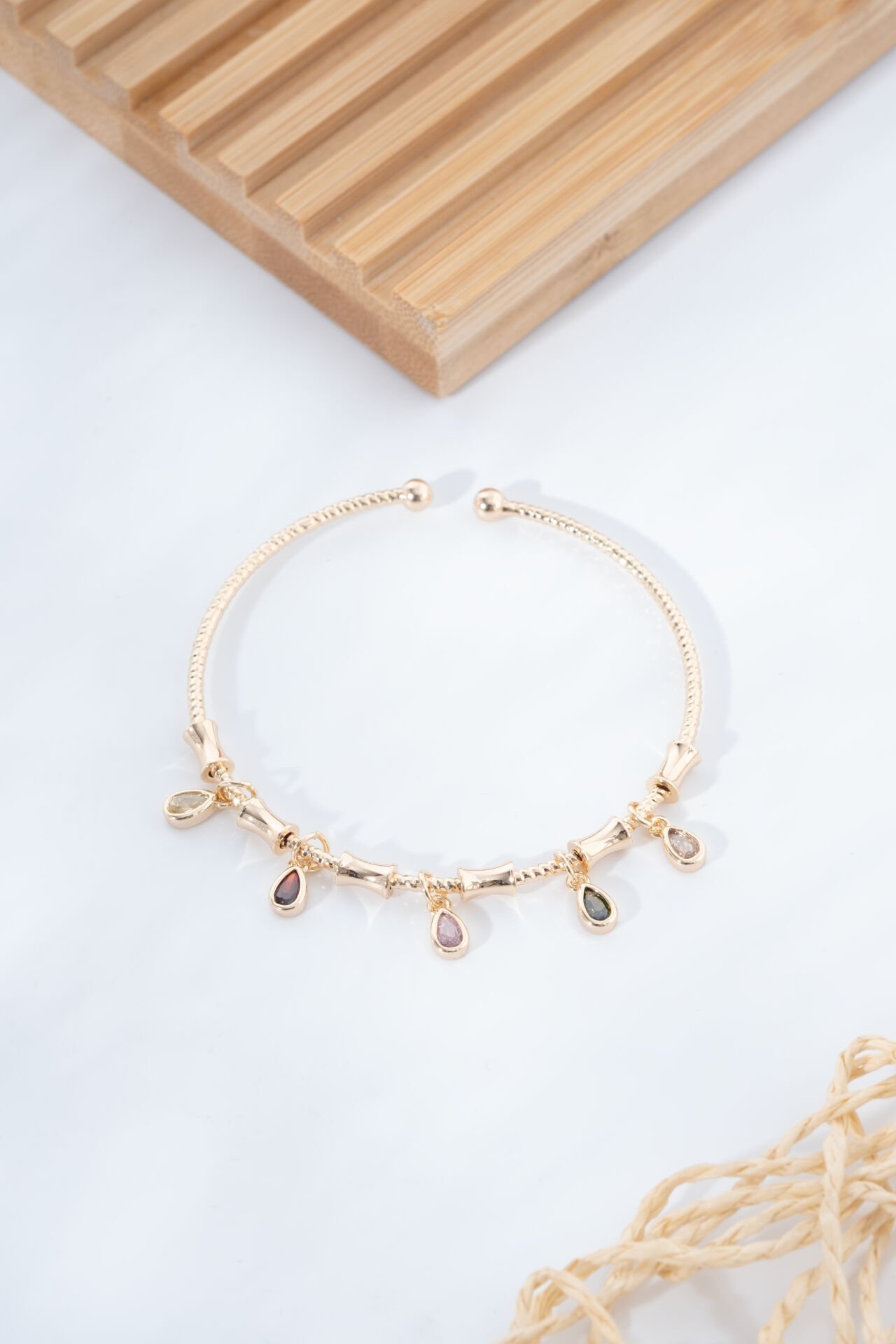 Rose Renkli Mini Damla Detaylı Kelepçe Bileklik