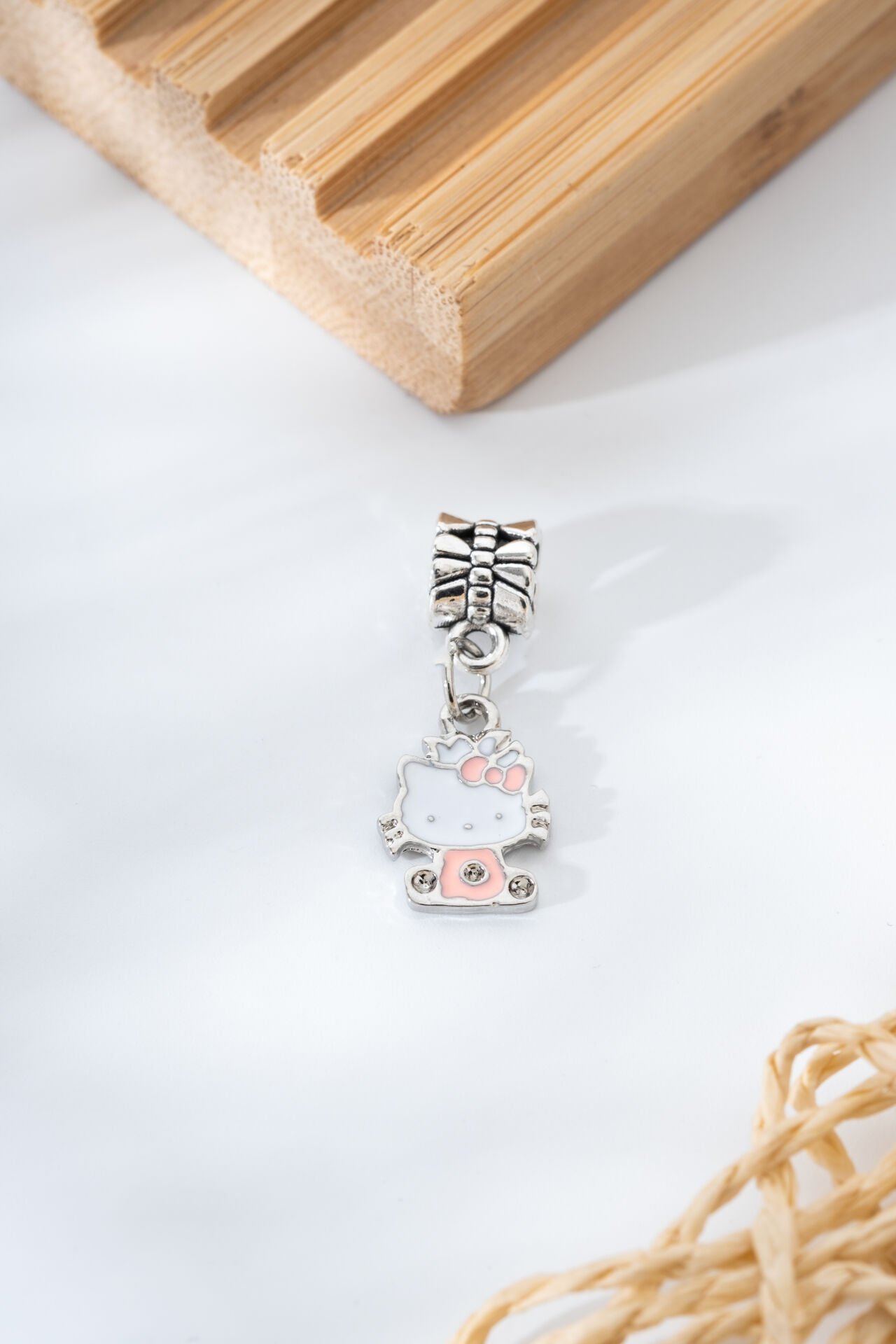 Çelik Pembe Kedicik Figürlü Charm