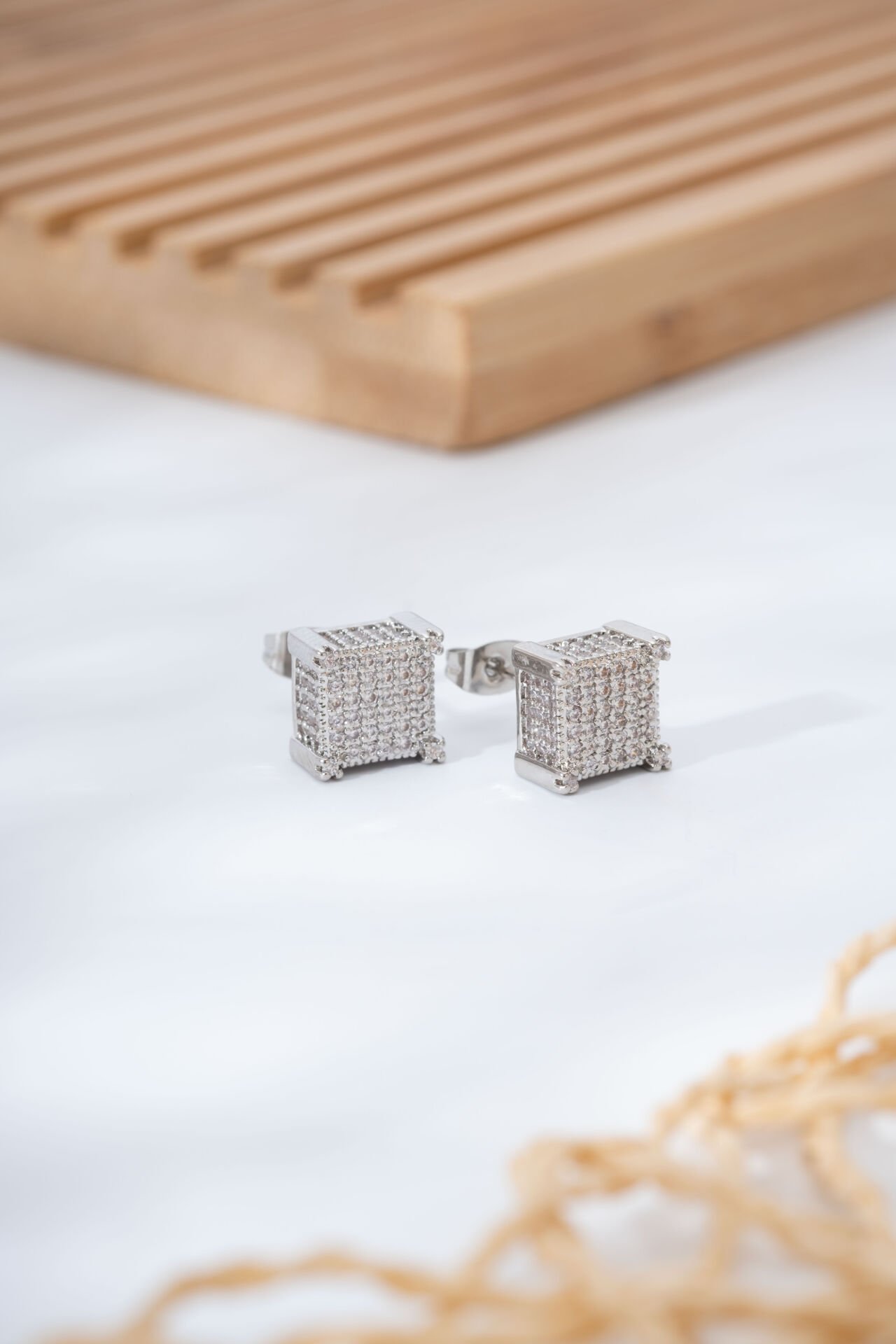 Silver Zirkon Taşlı Küp Küpe