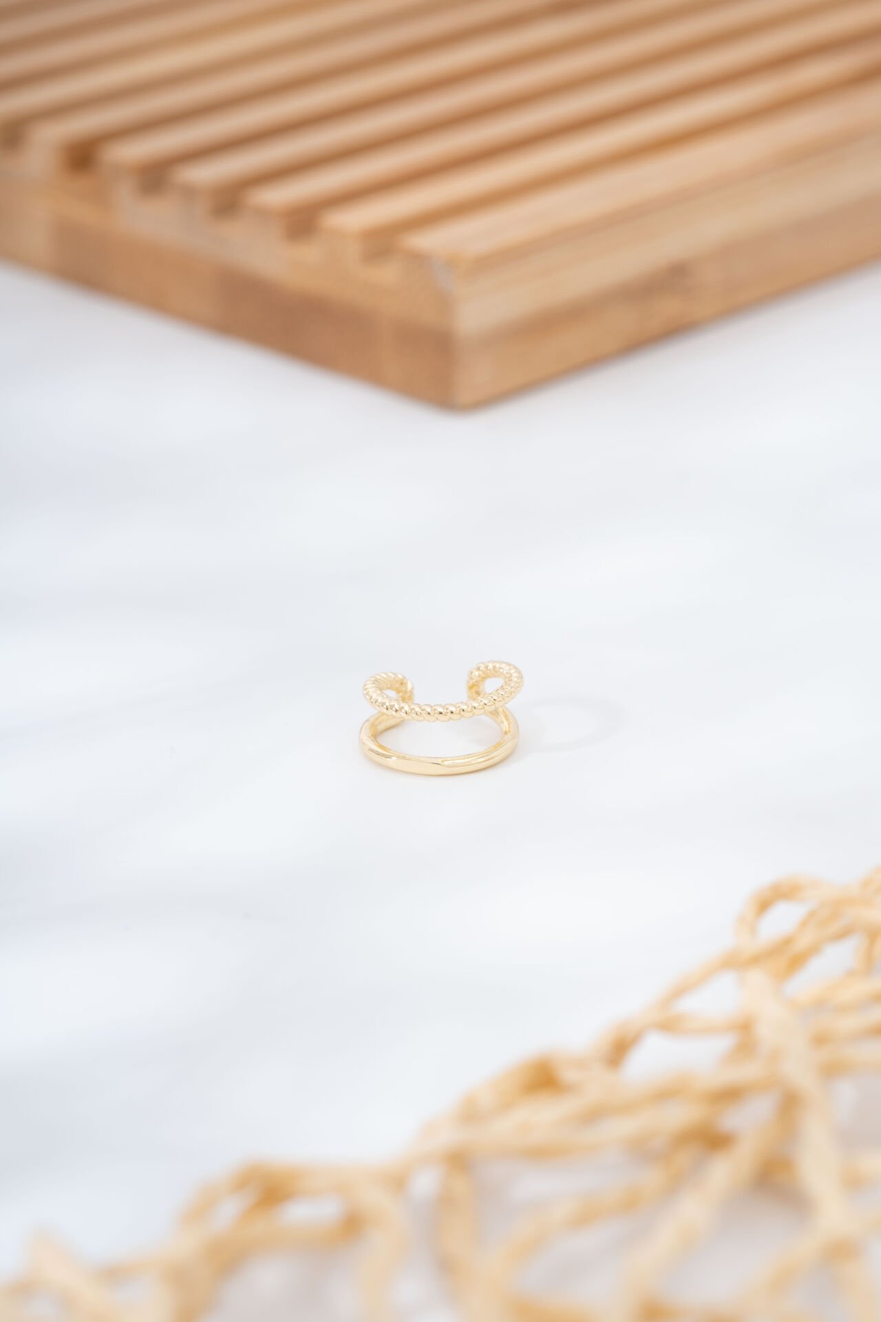 Gold Çift Yarımay Kıkırdak Küpe
