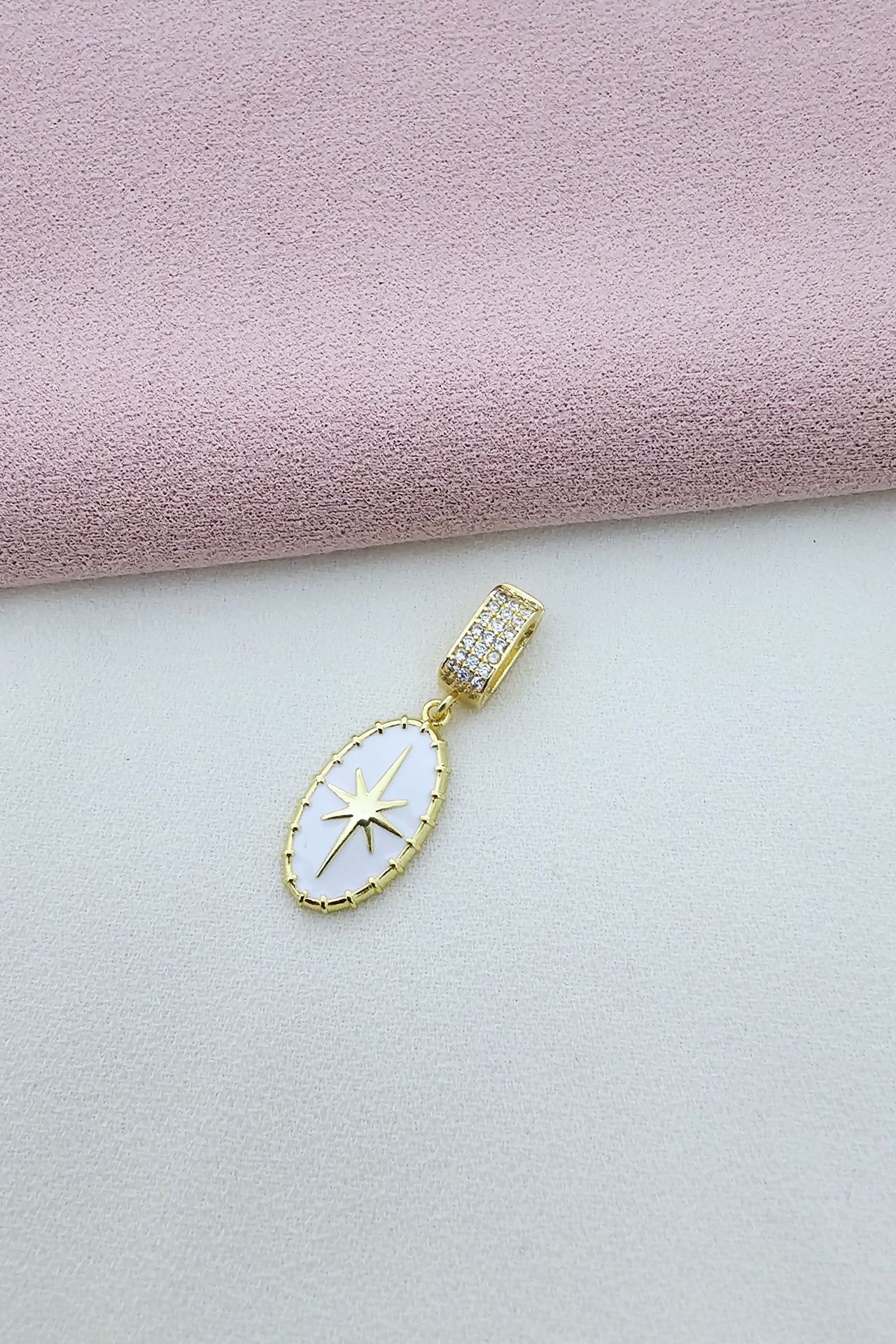 Ajda Charm
