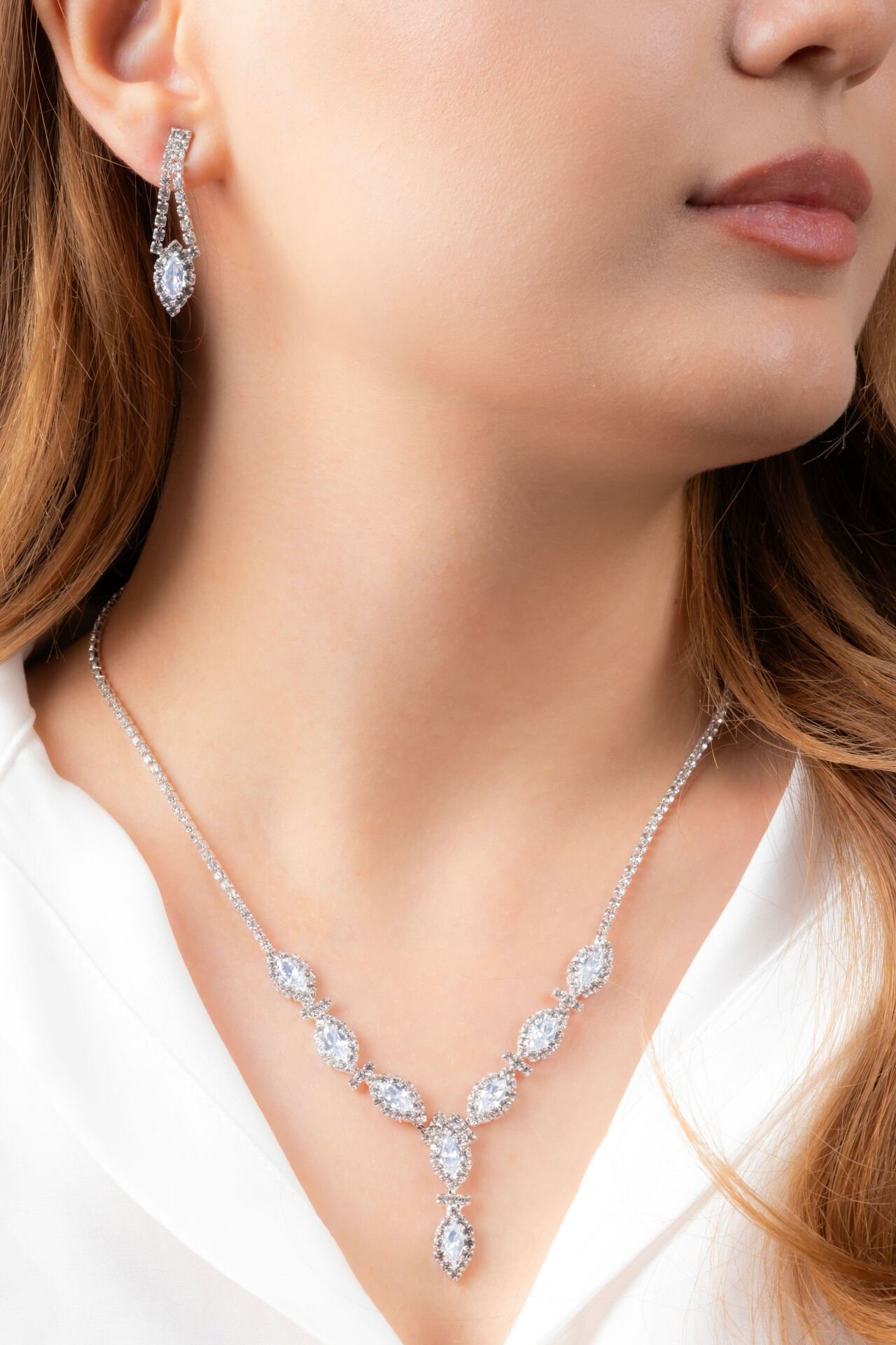 Kristal Görünümlü Işıltılı Taşlı Set