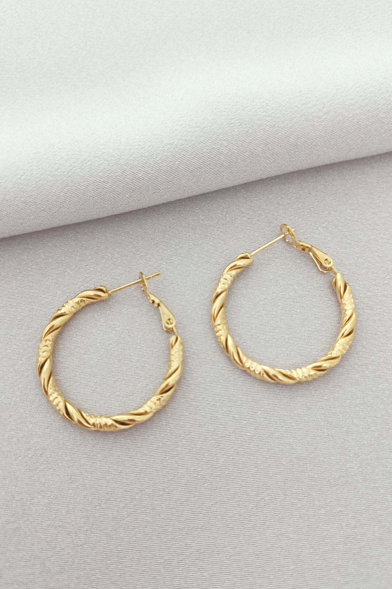 Çelik halka küpe gold