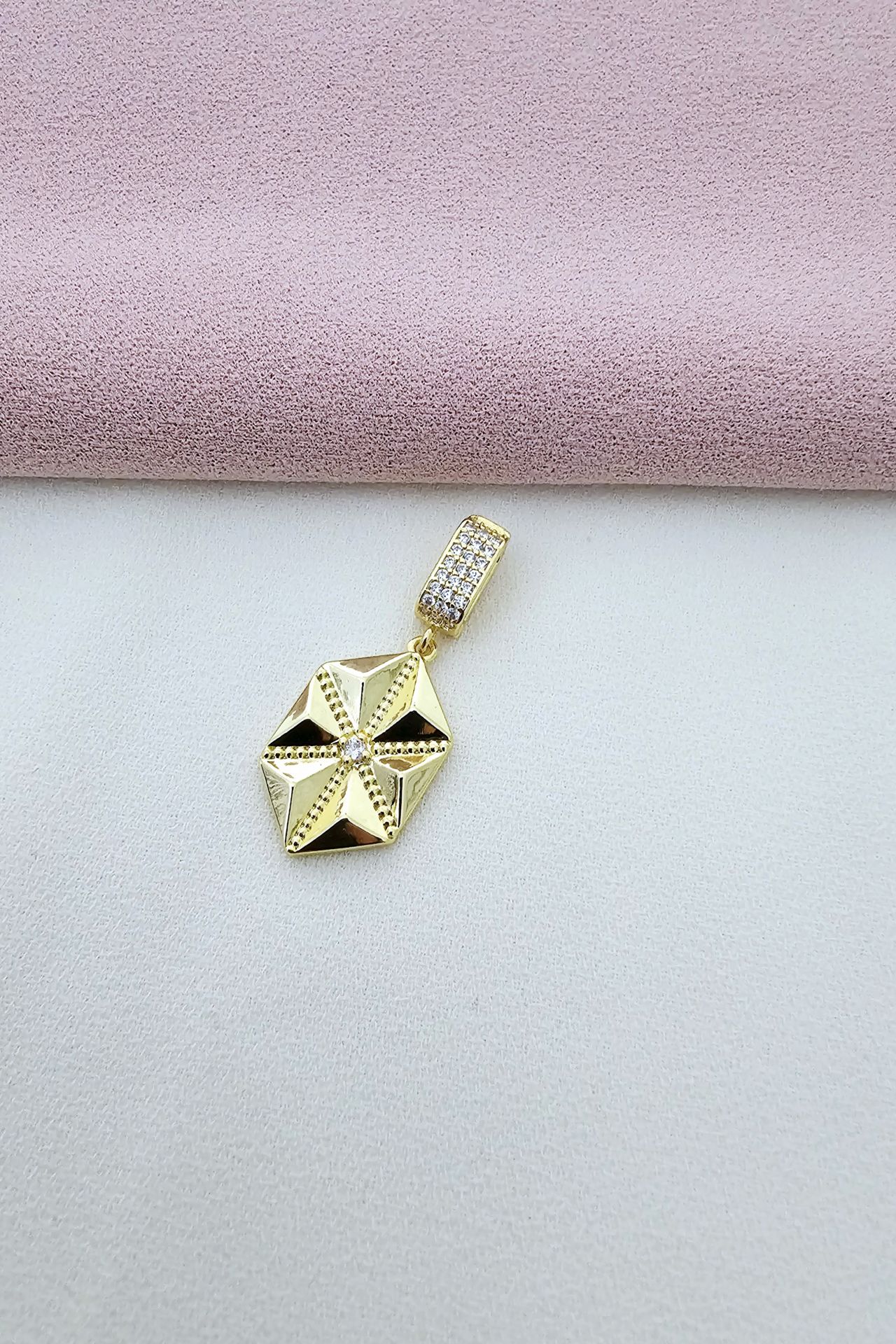 Ajda Charm