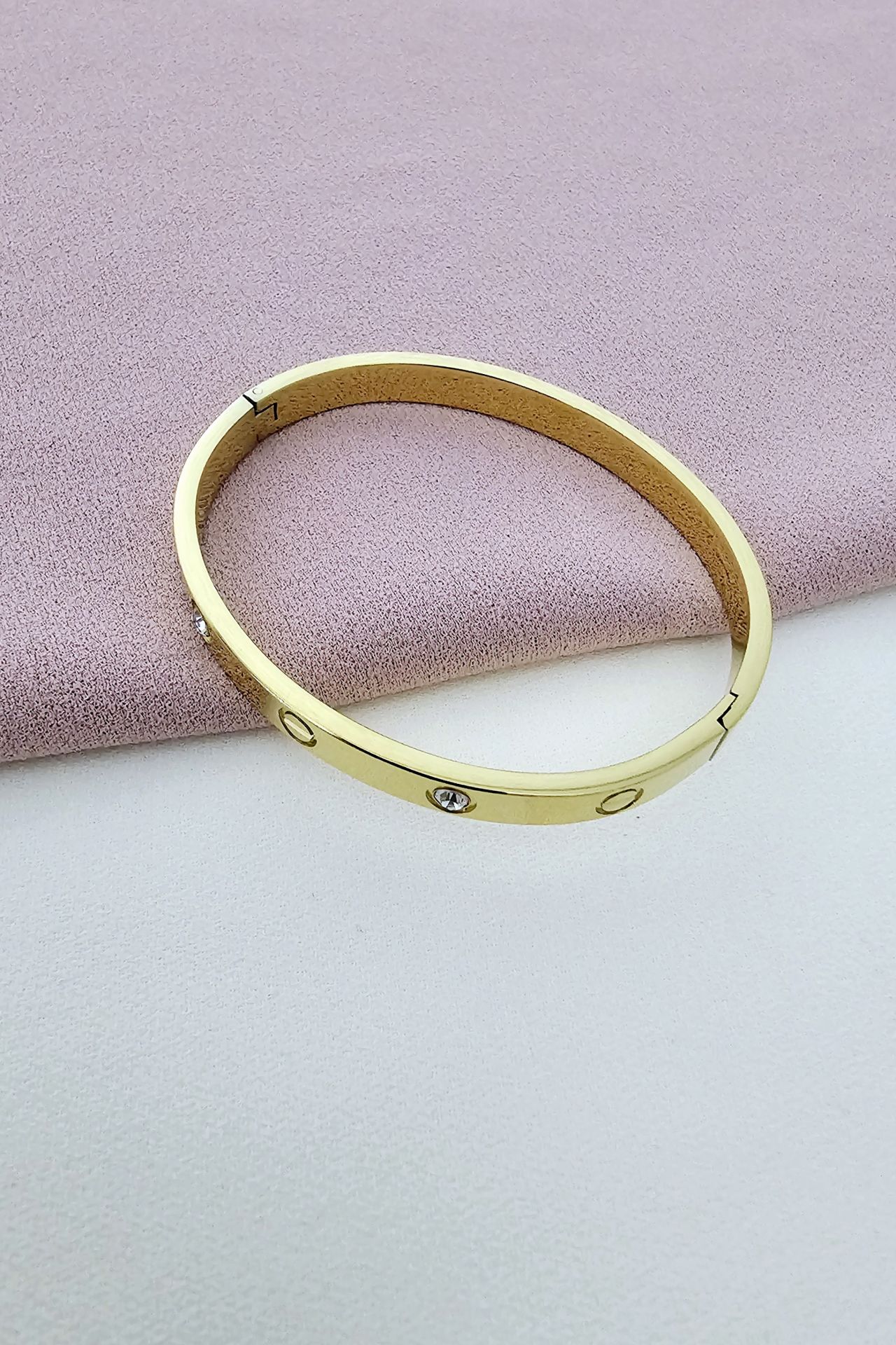 Çelik taşlı cartier bileklik gold