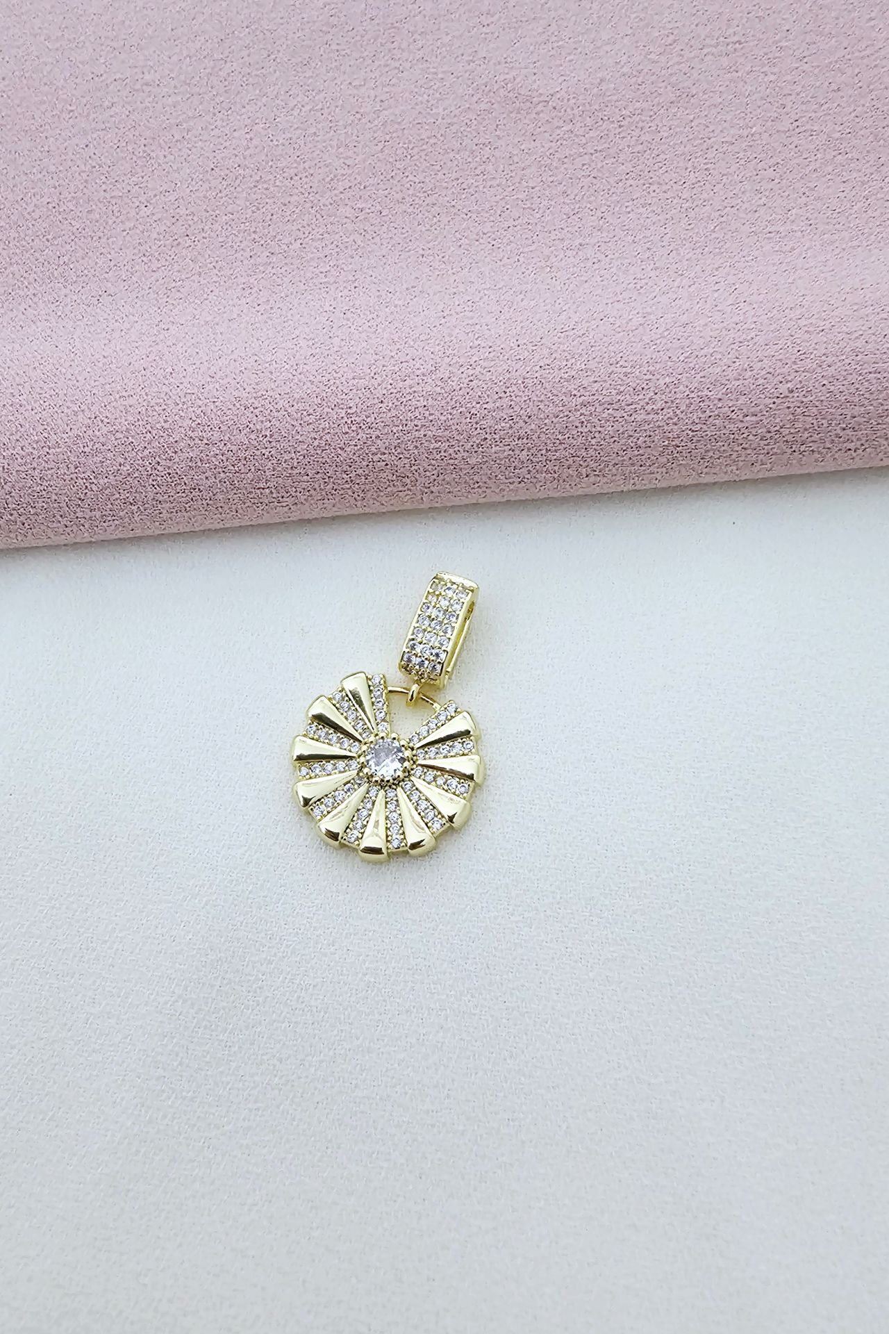 Ajda Charm