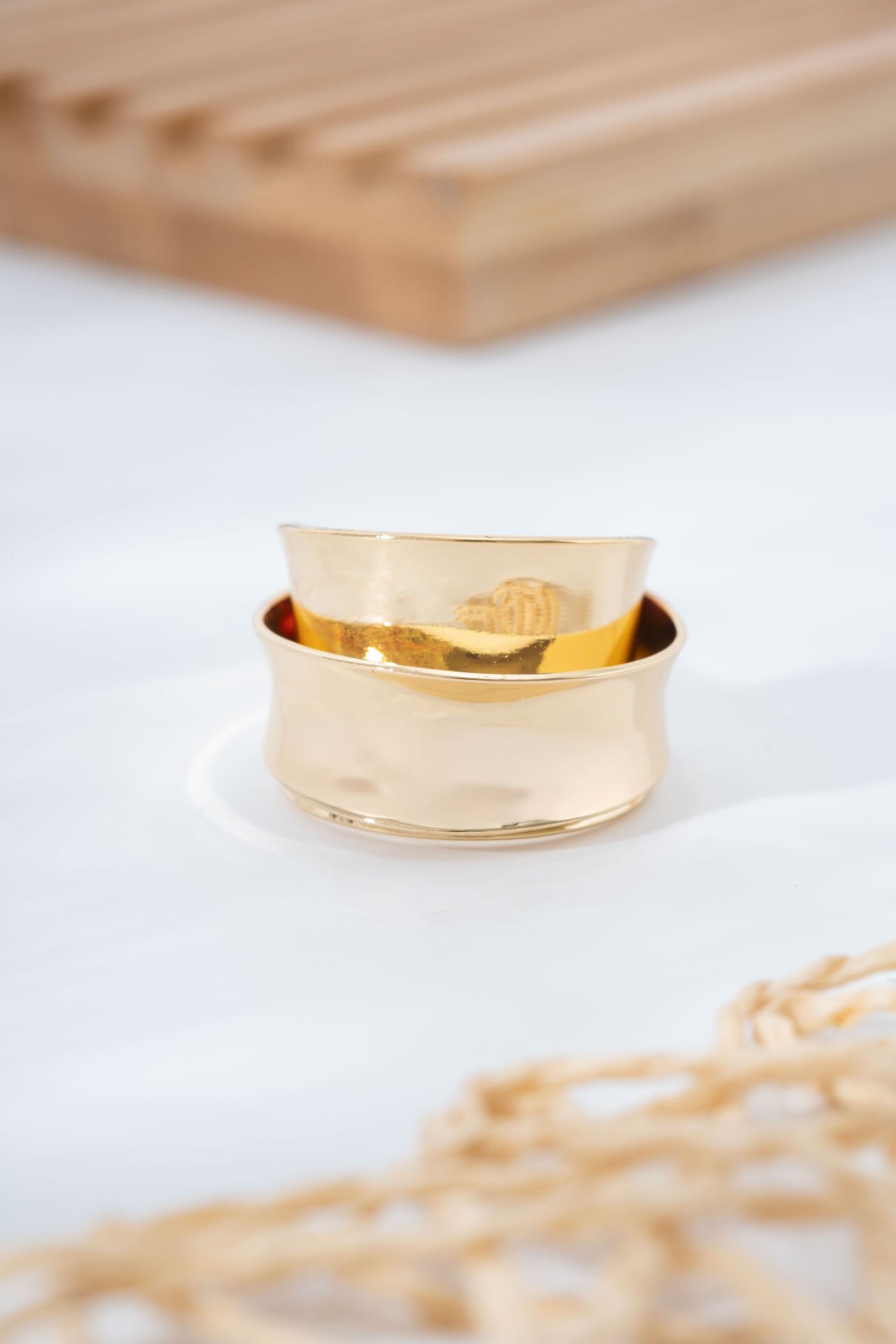 Gold Asimetrik Kıvrımlı Yüzük