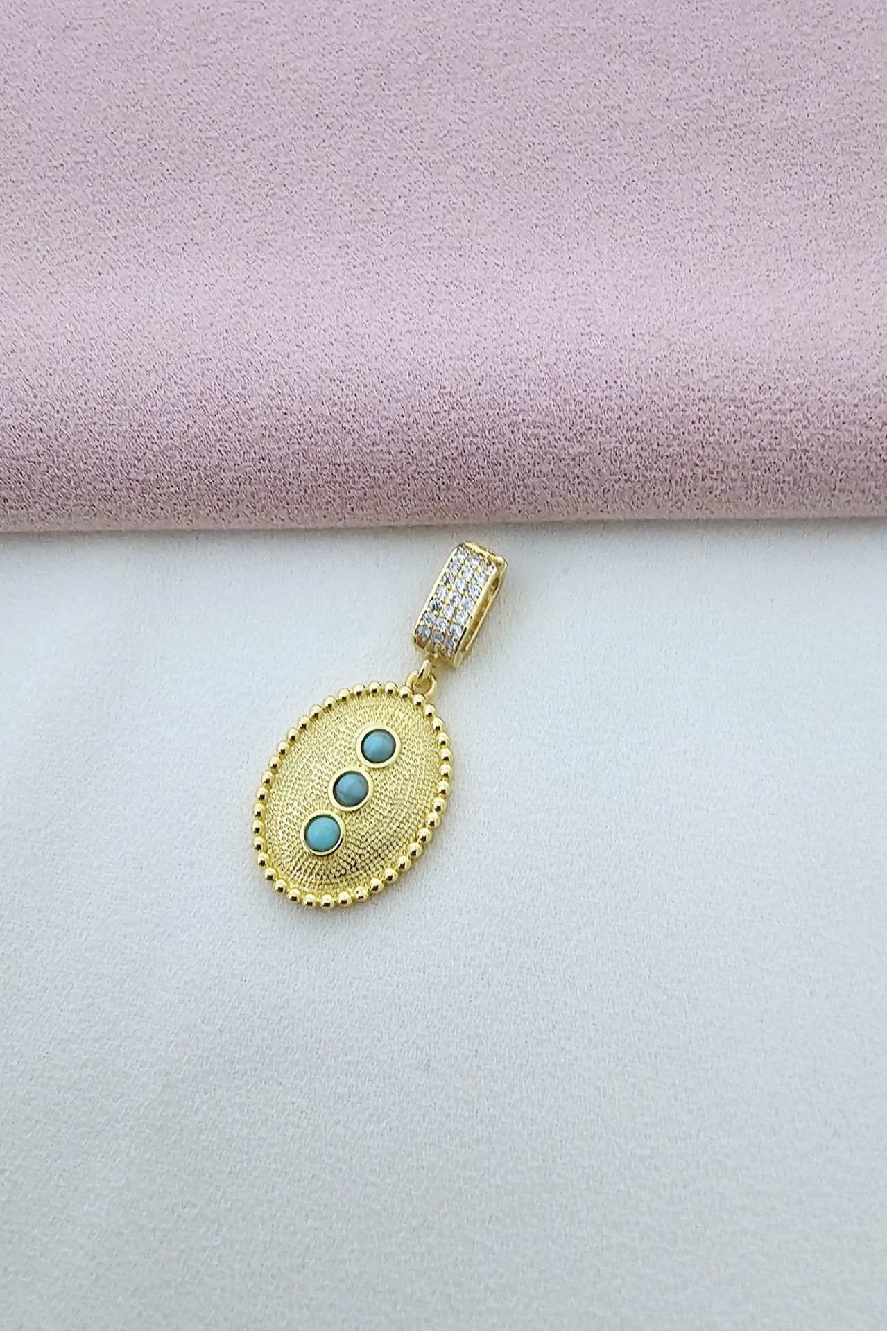 Ajda Charm