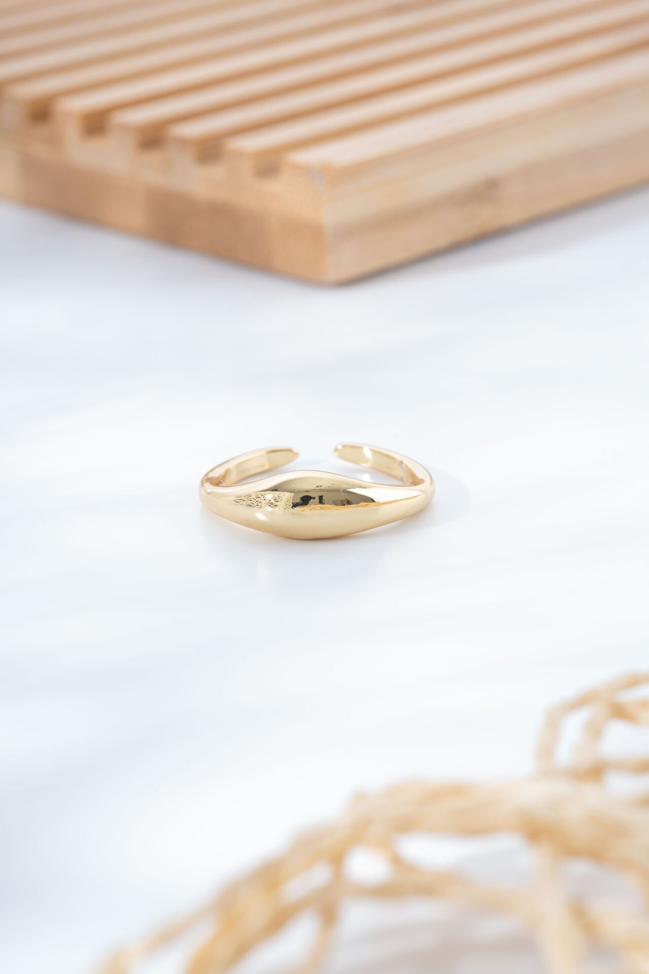 Gold Bombe Yüzeyli Yüzük