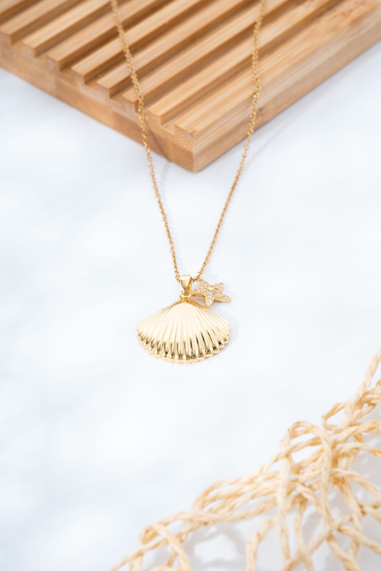 Gold Deniz Yıldızı Kolye