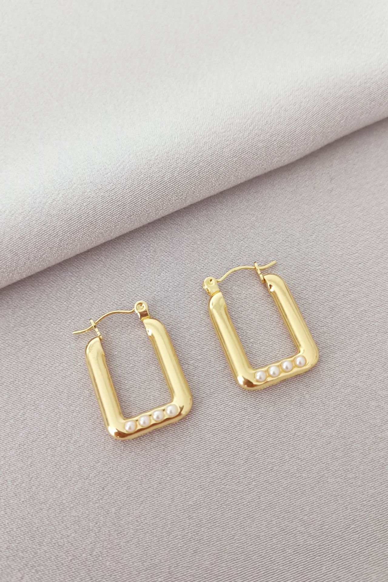 Çelik küpe gold