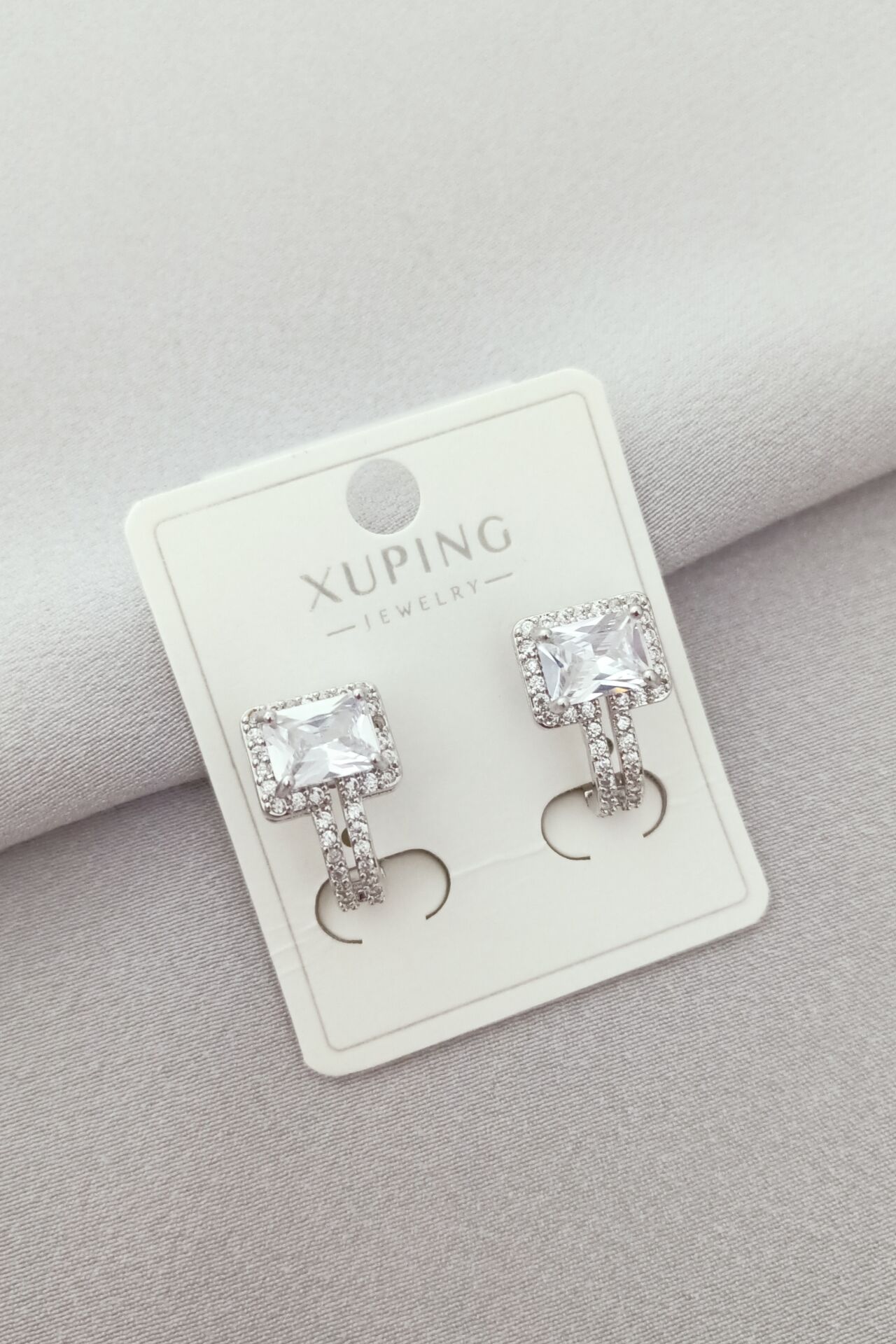 Xuping baget taşlı küpe