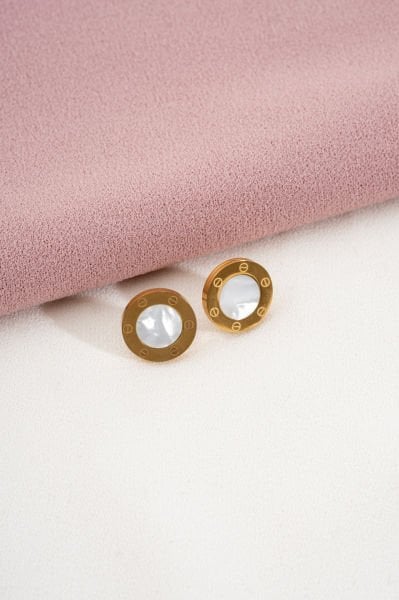 Sedef Detaylı Çelik Küpe