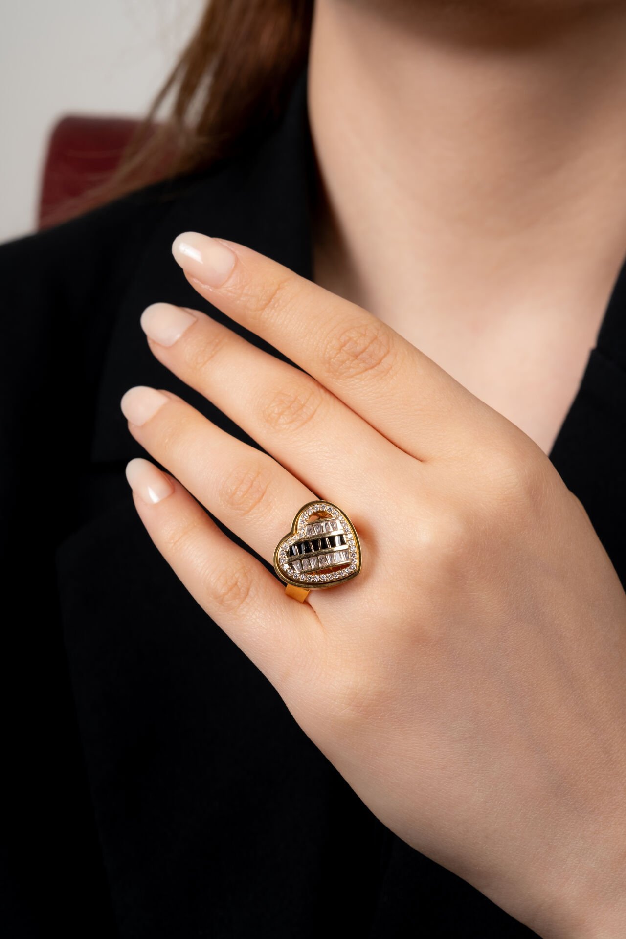 Kalp Desenli Çelik Yüzük