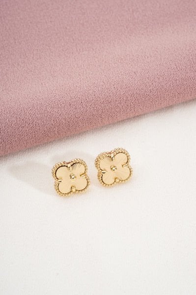 Çiçek Motifli Paslanmaz VİP Küpe