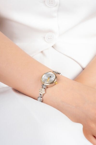 Yıldız Figürlü Çiçek Taş Detaylı Kol Saati