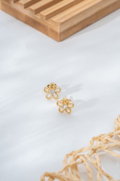 Mini Çiçek Figürlü VİP Küpe