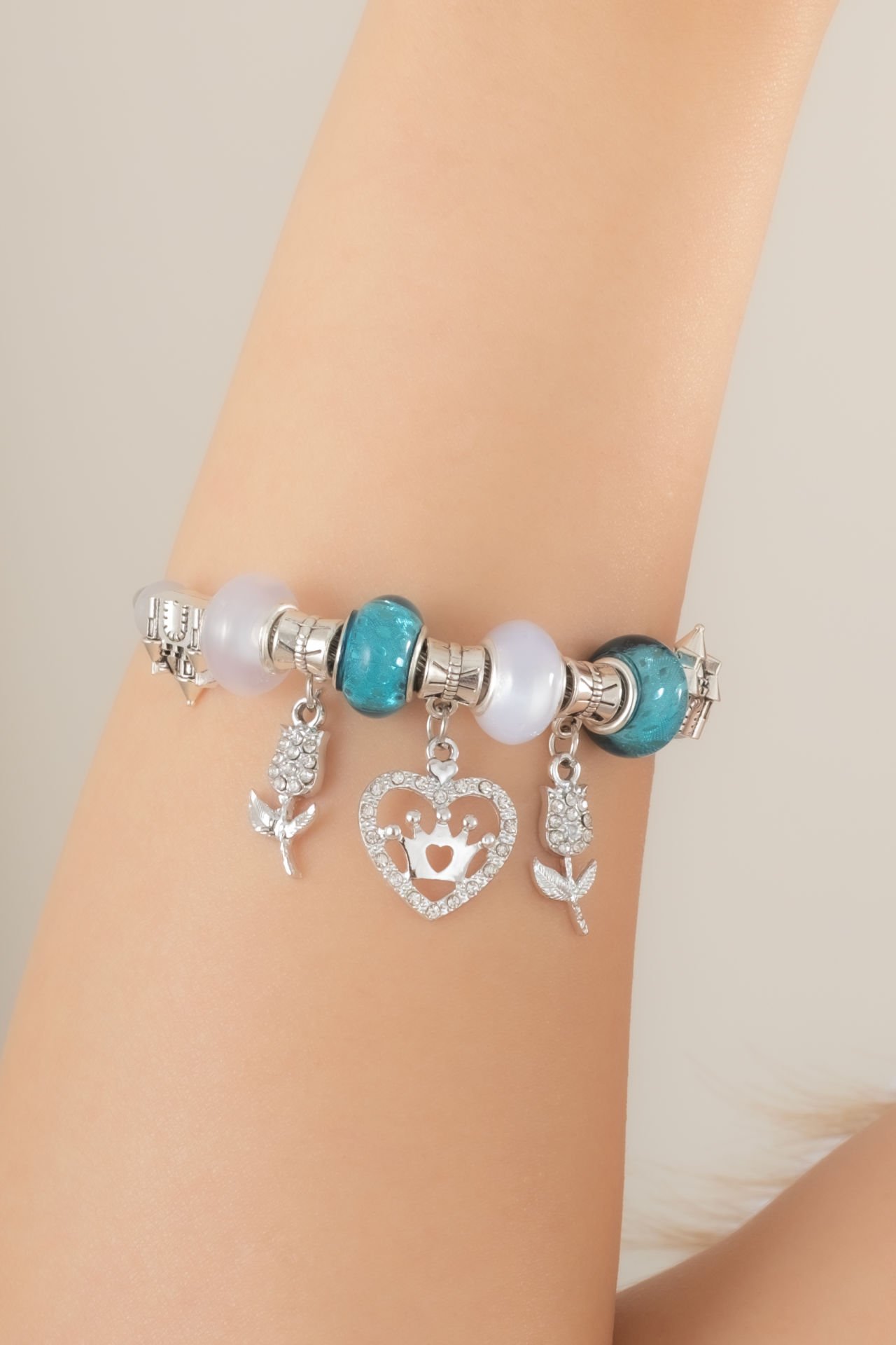 Çelik Pandora Lale ve Taçlı Kalp Figürlü