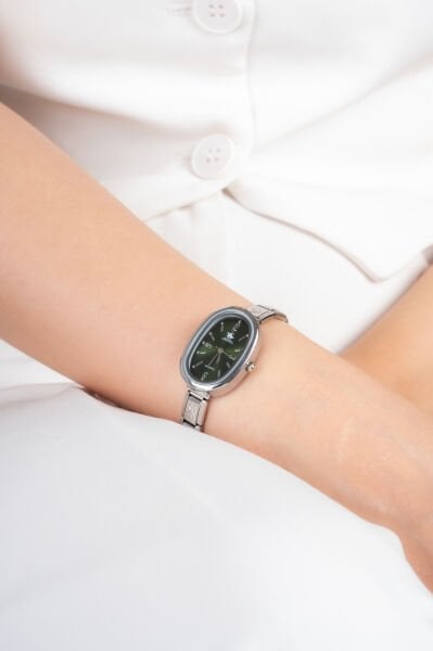 Oval Kadran Çiçek Detaylı Metal Kordon Kol Saati