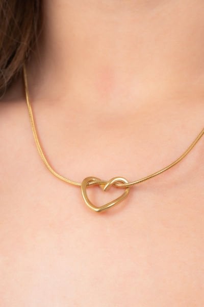 Çelik Düğüm Kalp Figürlü Gold Kolye