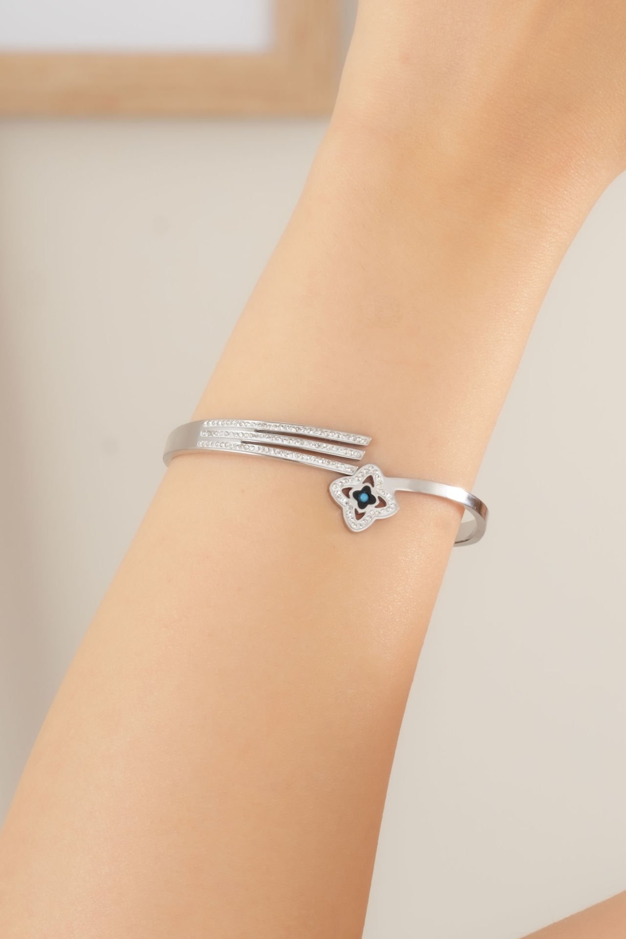 Çelik Zirkon Taşlı Silver Bileklik