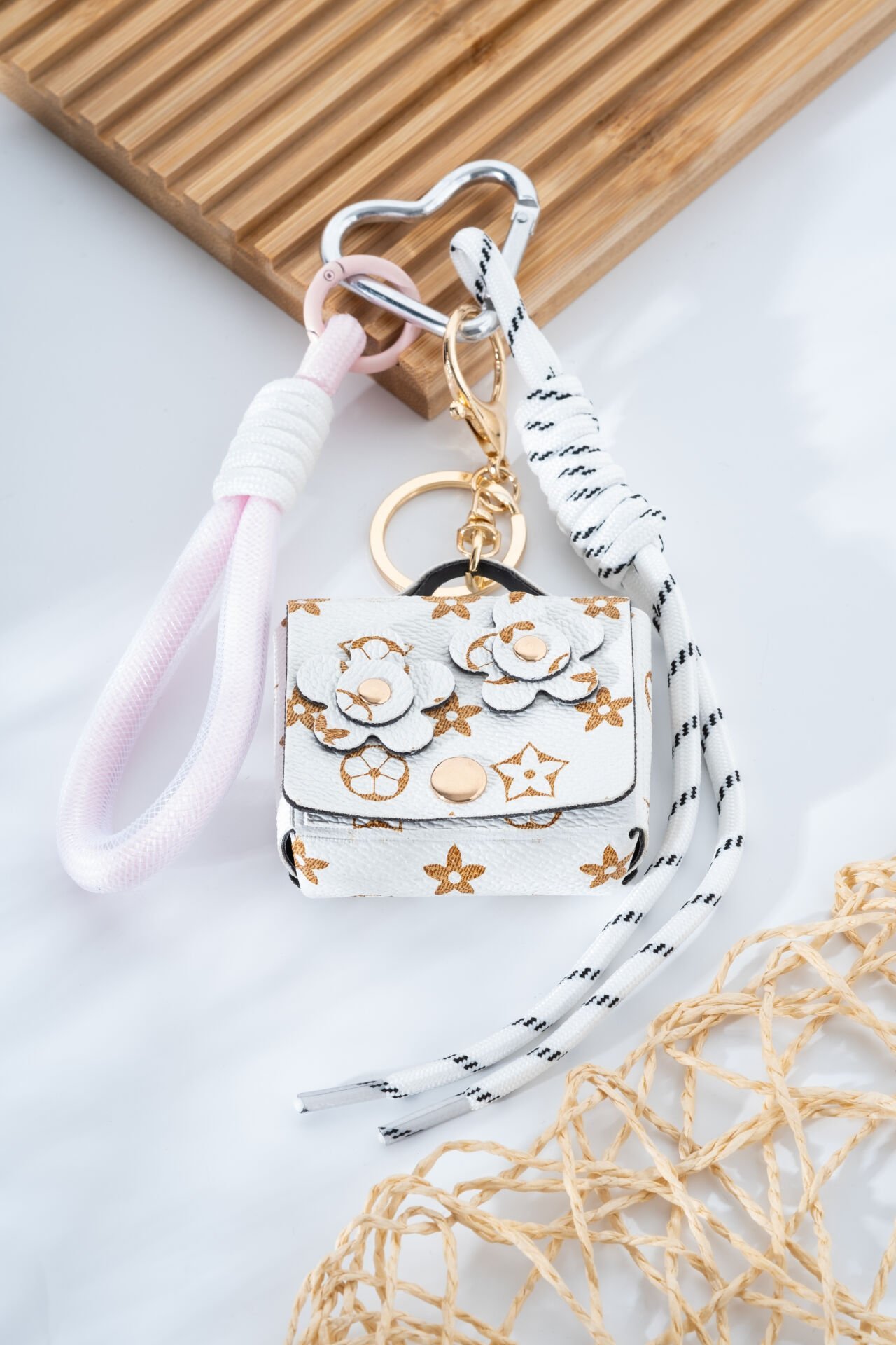 Mini Beyaz Çanta Figürlü Anahtarlık Ve Çanta Charm'ı