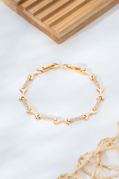 Altın Sarısı Fiyonk Figürlü Vıp Bileklik