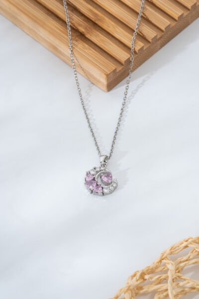 Pembe Kalp Taş Detaylı Kolye