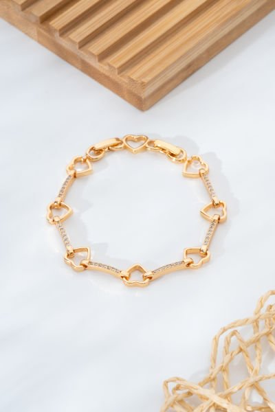 Altın Sarısı Kalpli Şık Vıp Bileklik