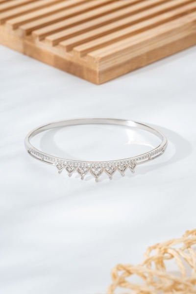 XUPİNG Taç Motifli Işıltılı Gümüş Renk Xuping Kelepçe Bileklik