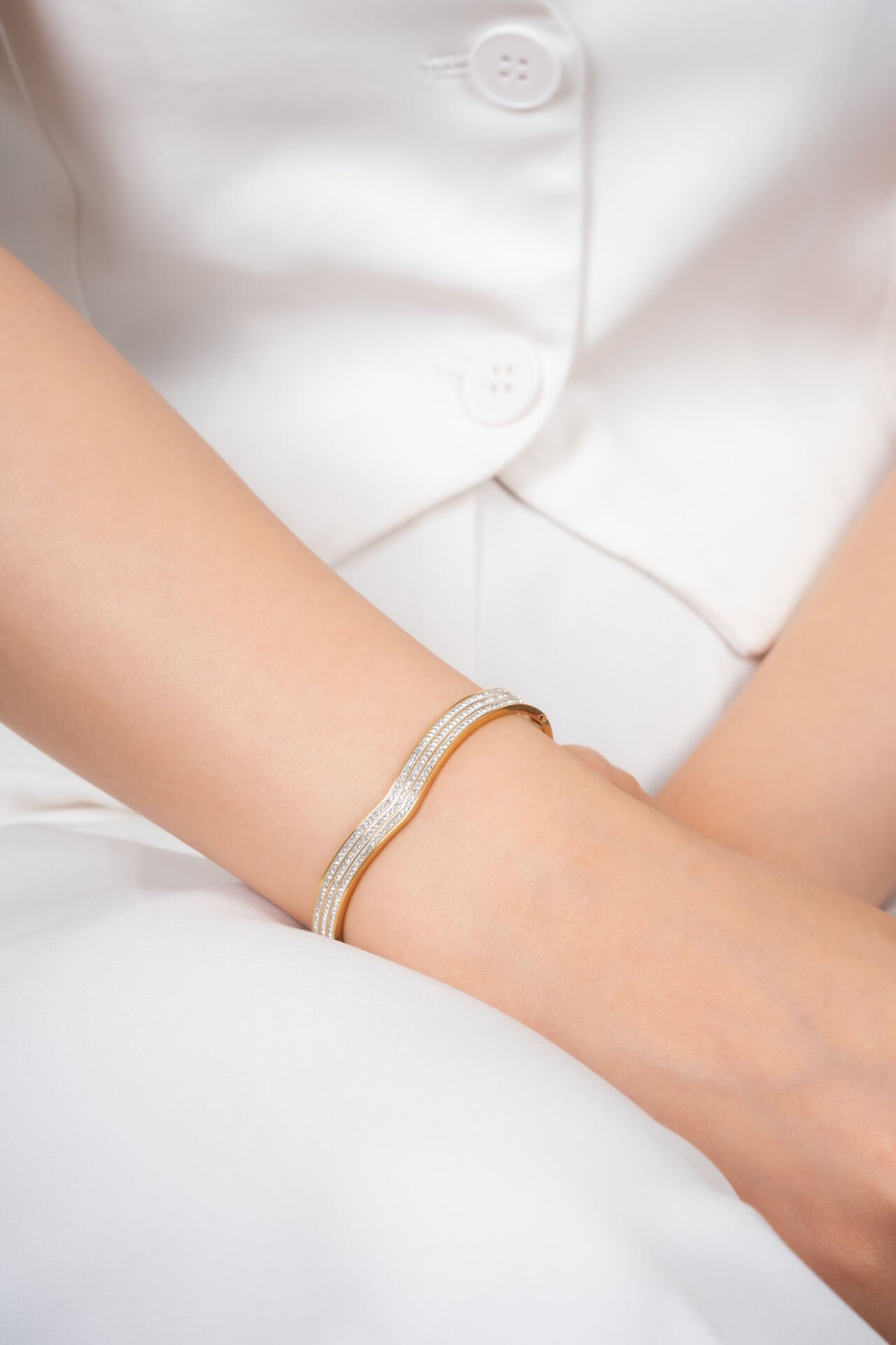 Çelik Taşlı Kalp Bileklik