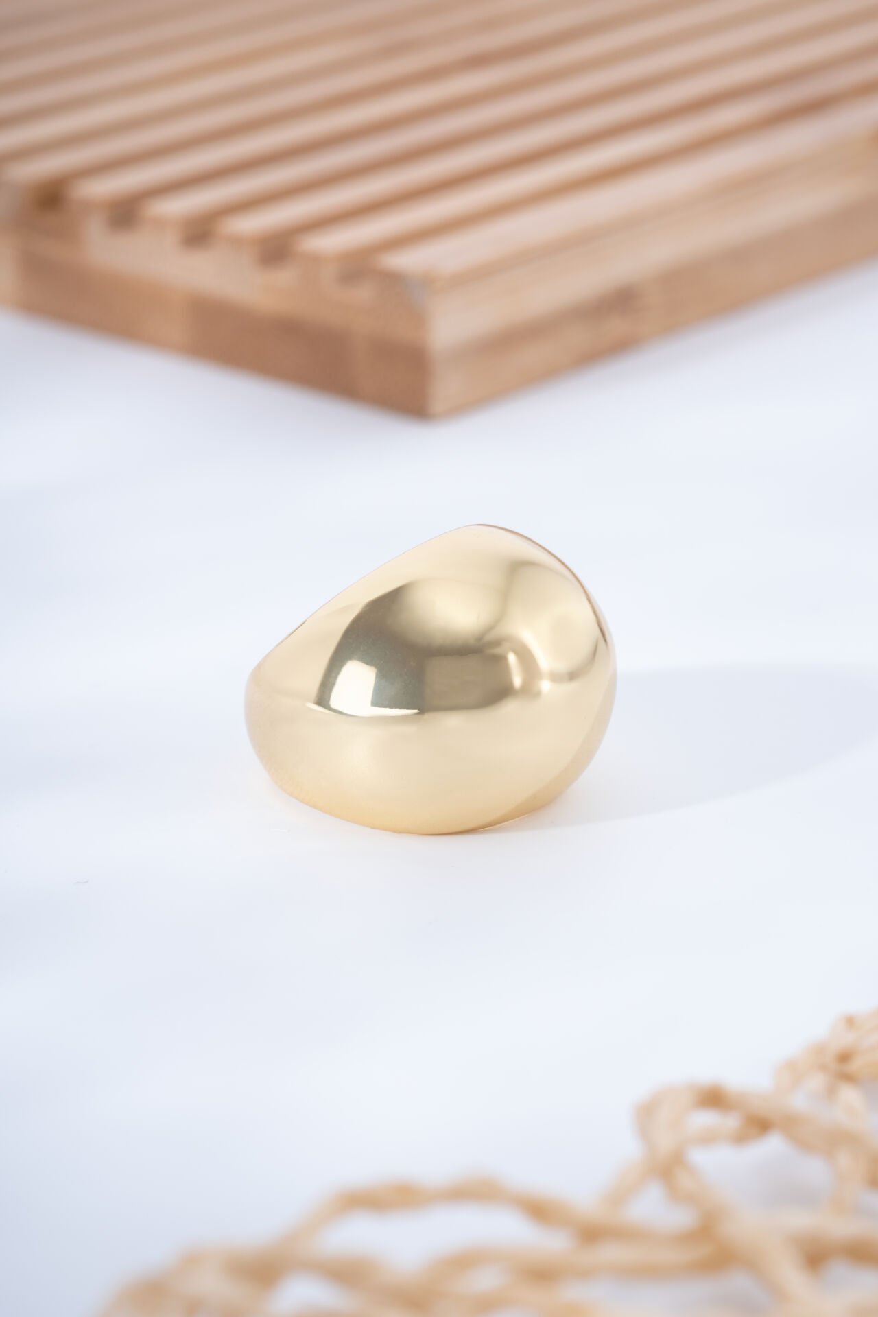 Altın Sarısı Oval Formlu Yüzük