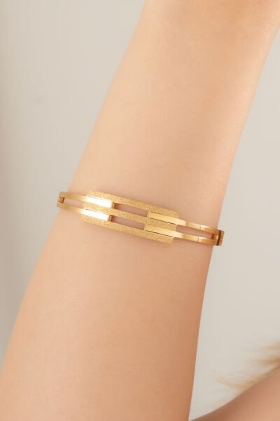 Çelik Simli Kaburga Model Bileklik