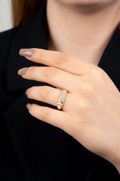 Beyaz Mine Detaylı Taşlı Yüzük