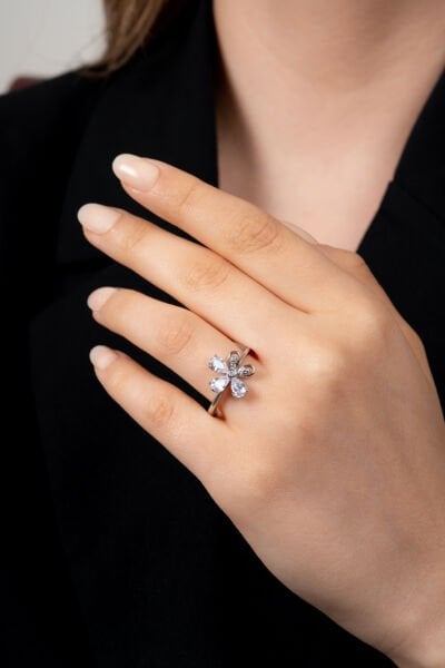 XUPING Çiçek Figürlü Gümüş Renk Ayarlanabilir Kadın Yüzük