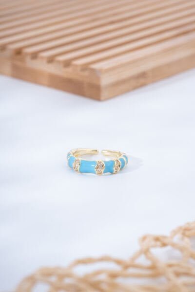 Mavi Renkli Taş Detaylı Yüzük