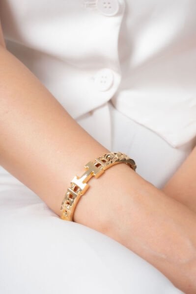 Altın Renk H Harf Detaylı Zincir Form VİP Bileklik