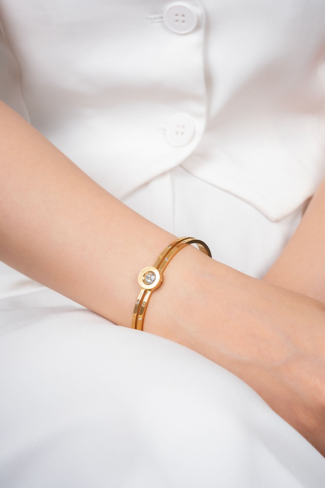 Çelik Taşlı Gold Bileklik