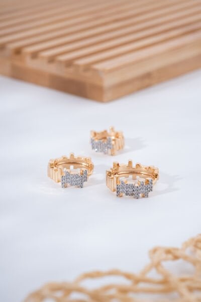 Rose Taş Süslemeli Kalın Formlu Dişli VİP Küpe Seti