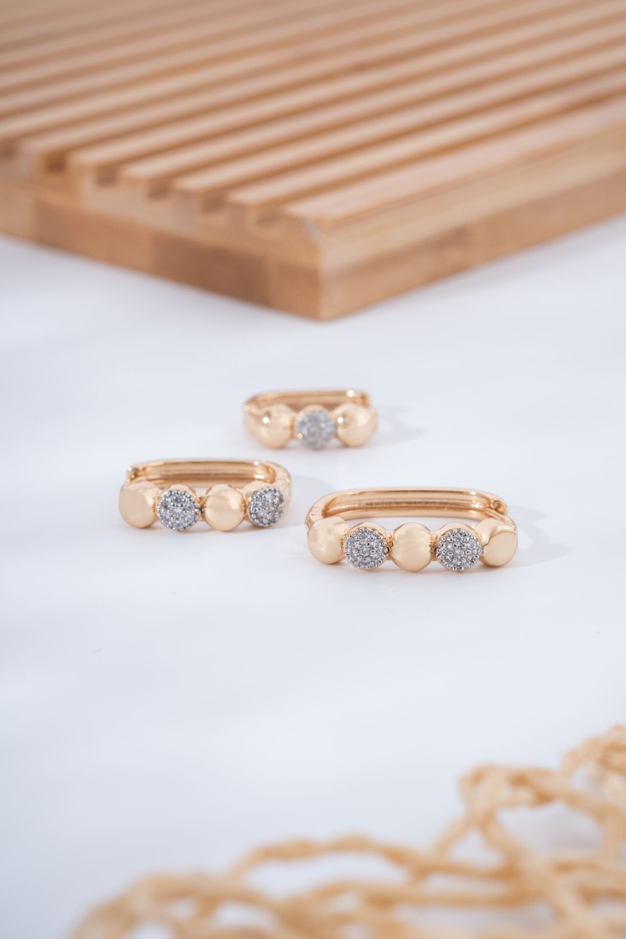 Rose Yuvarlak Taşlı VİP Küpe Seti