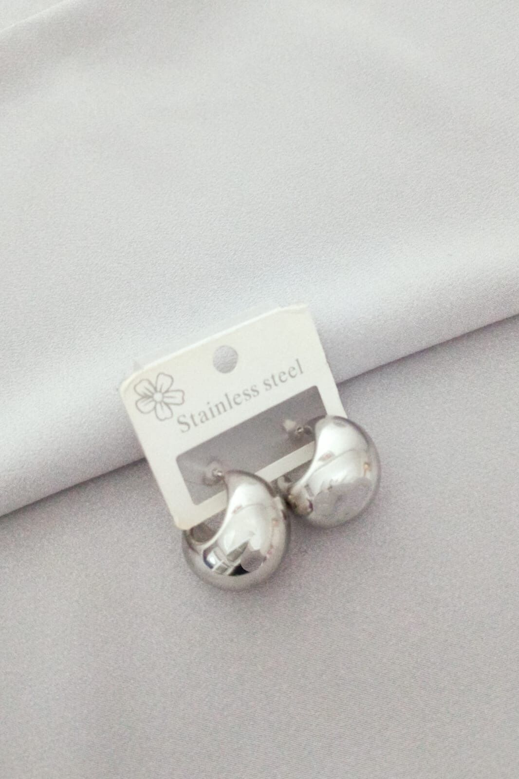 Çelik silver küpe