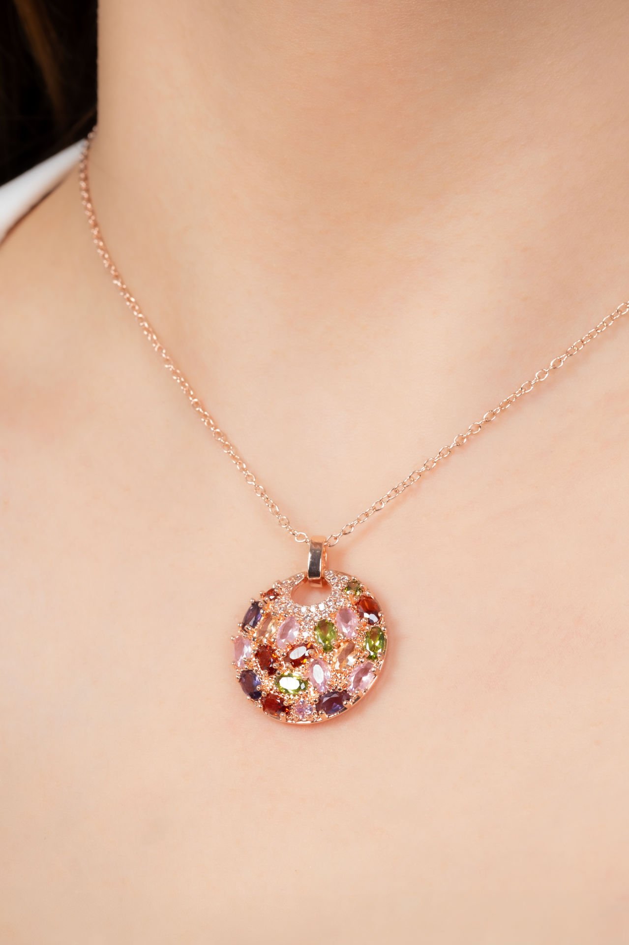 Çelik Renk Mozaiği Taşlı Kolye