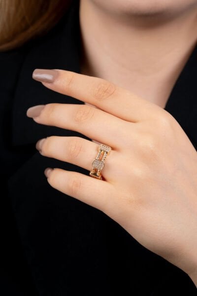 Rose Dikdörtgen Taş Detaylı Çift Burgulu Yüzük