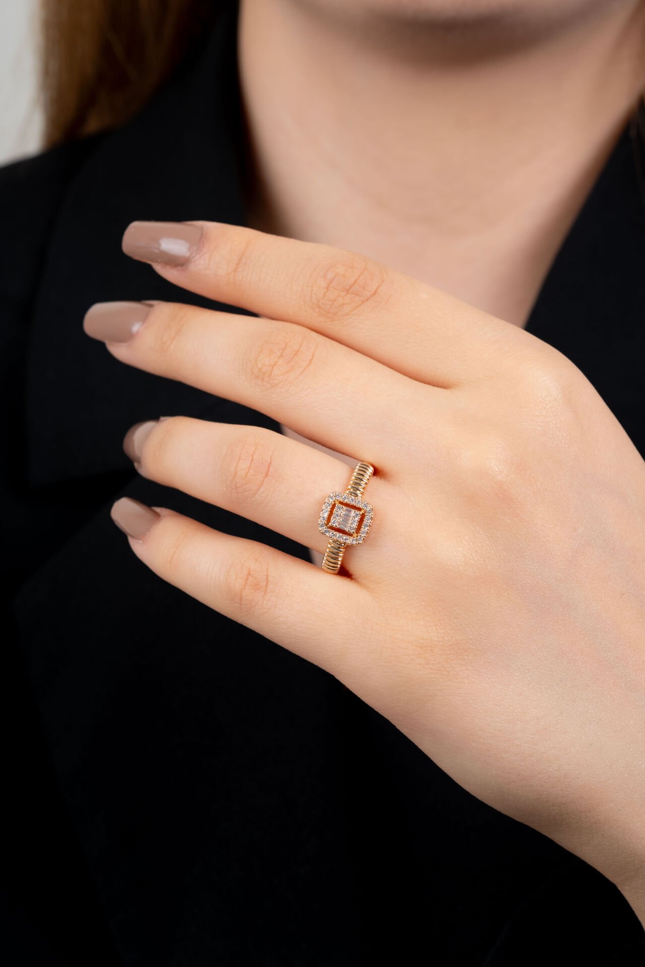 Rose Baget Taşlı Yüzük