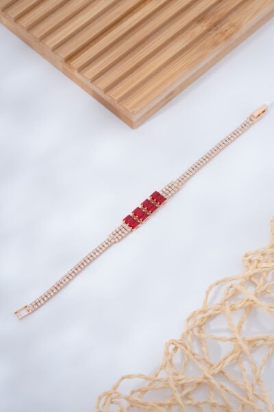 Kırmızı Taş Detaylı Çift Sıra Işıltılı VİP Bileklik