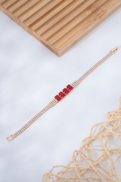 Kırmızı Taş Detaylı Çift Sıra Işıltılı VİP Bileklik