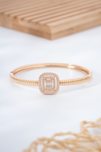 Rose Baget Taşlı VİP Kelepçe Bileklik