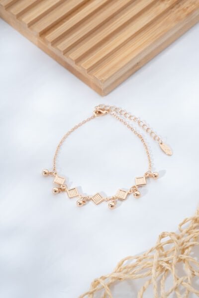 Rose Kare Figürlü Dorika Sallantılı VİP Bileklik & Halhal